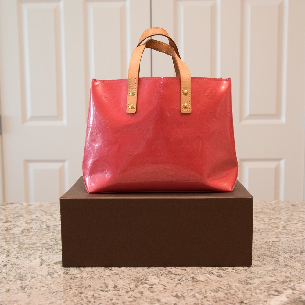 Louis Vuitton Reade